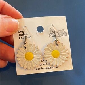 Daisy Earrings - Yellow and White